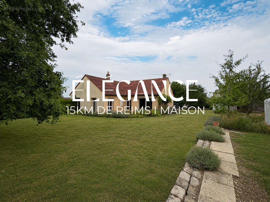 Maison à LUDES