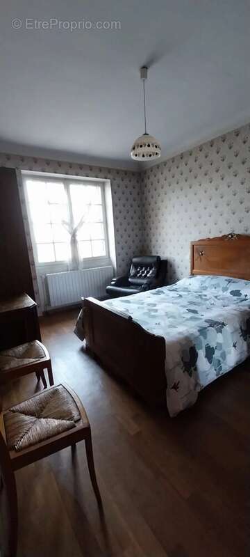 Maison à VAILHOURLES