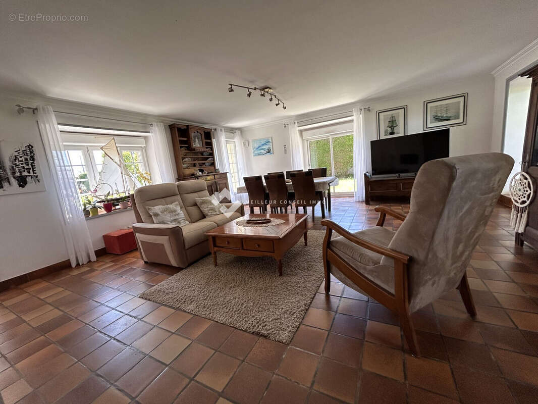 Maison 181 m² à Hillion  - photo 2