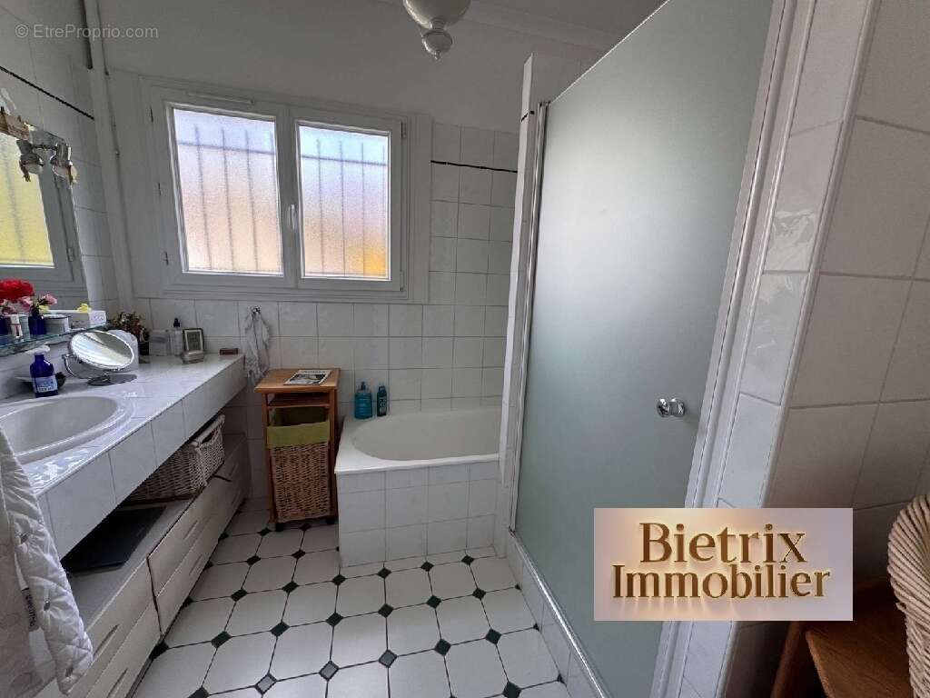 Maison à L'ISLE-ADAM