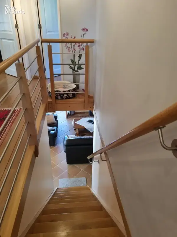 Maison avec terrain et piscine - photo 36
