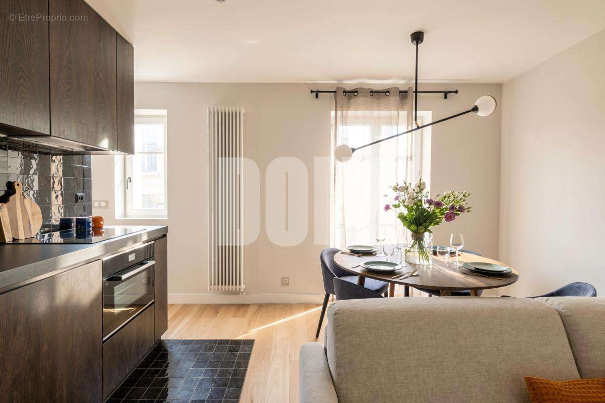 Appartement à PARIS-9E