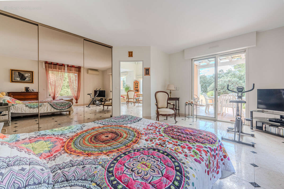 Maison à SAINT-MATHIEU-DE-TREVIERS