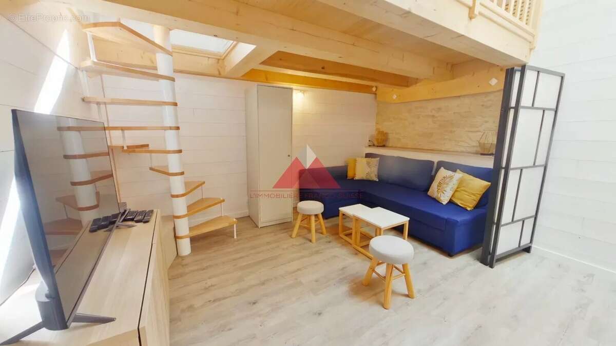 Maison à ETIVAL