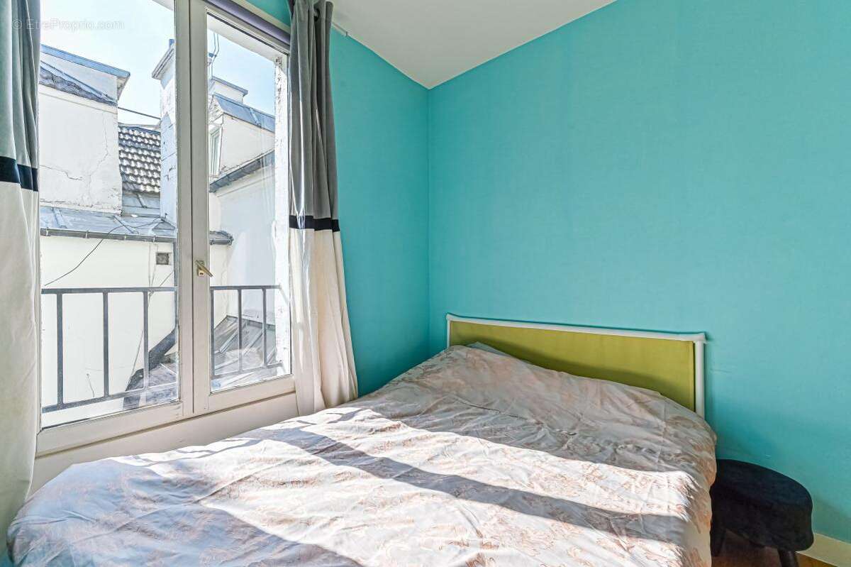 Appartement à PARIS-11E