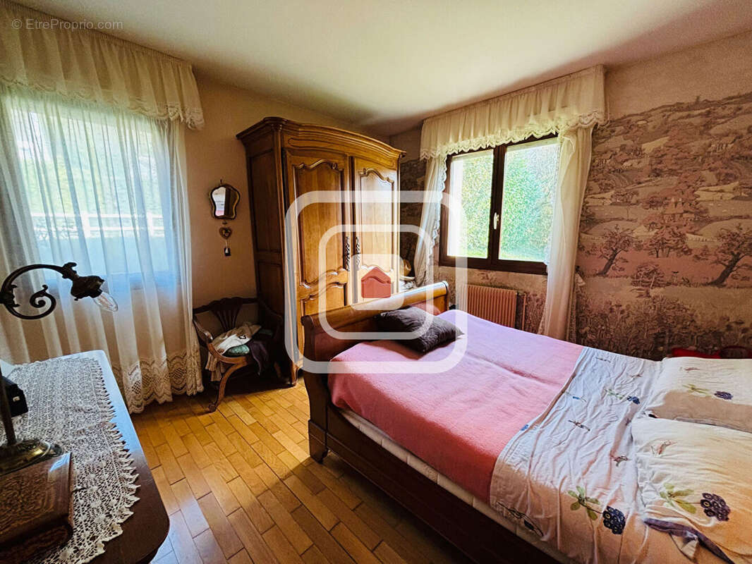 Maison à VILLE-EN-SELVE