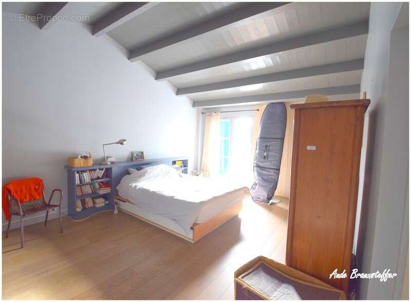 Maison à vendre 6 pièces SAINT CLEMENT DES BALEINES (17), piscine et jacuzzi - photo 8