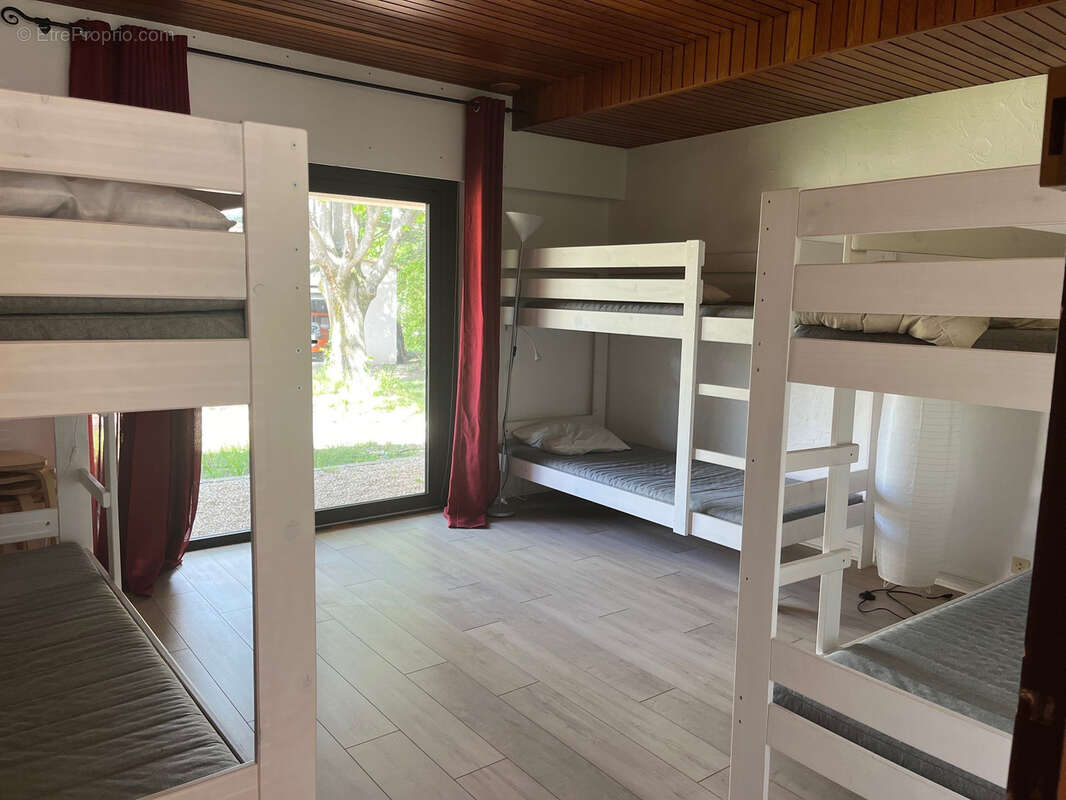 Maison à SAINT-VALLIER-DE-THIEY