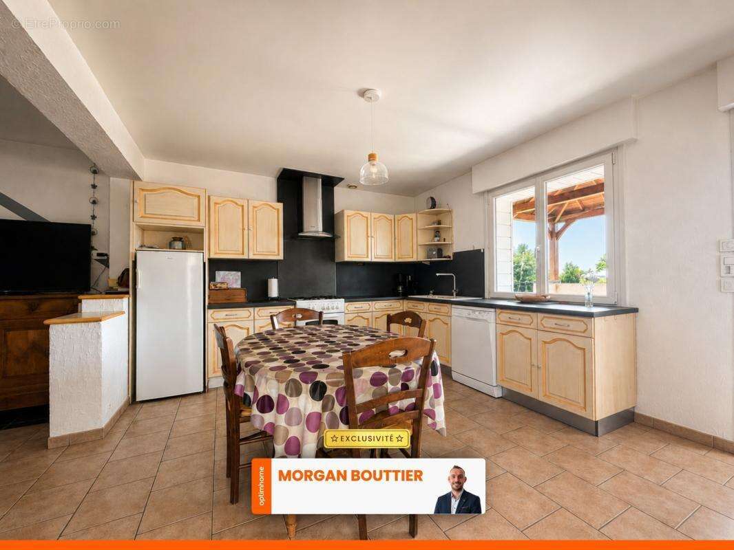 Maison à vendre 5 pièces NOYANT-VILLAGES (49) - photo 5