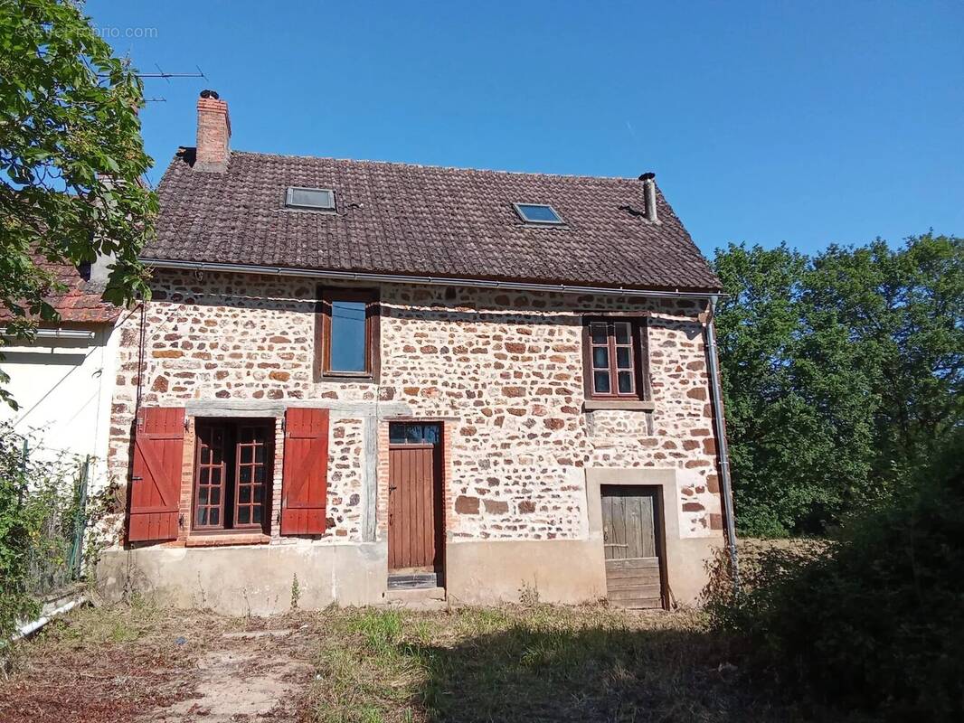 Maison à CHAILLAC