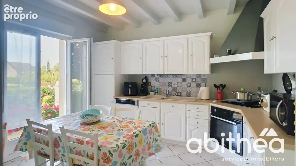 Maison 6 pièces 146 m2 - photo 2