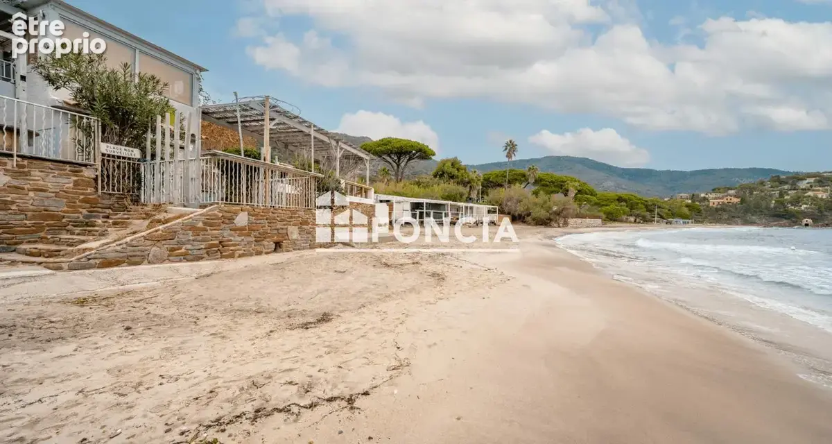  Plage de PRAMOUSQUIER – Le Lavandou Type 3 pièces avec 2 terrasses - photo 15