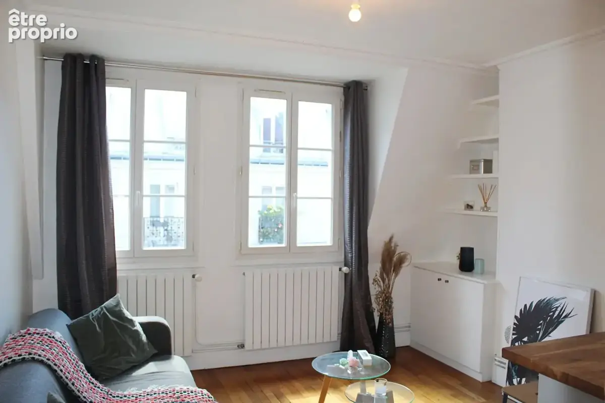 PARIS 15ème, 2 Pièces de 33,14m² au dernier étage. - photo 2