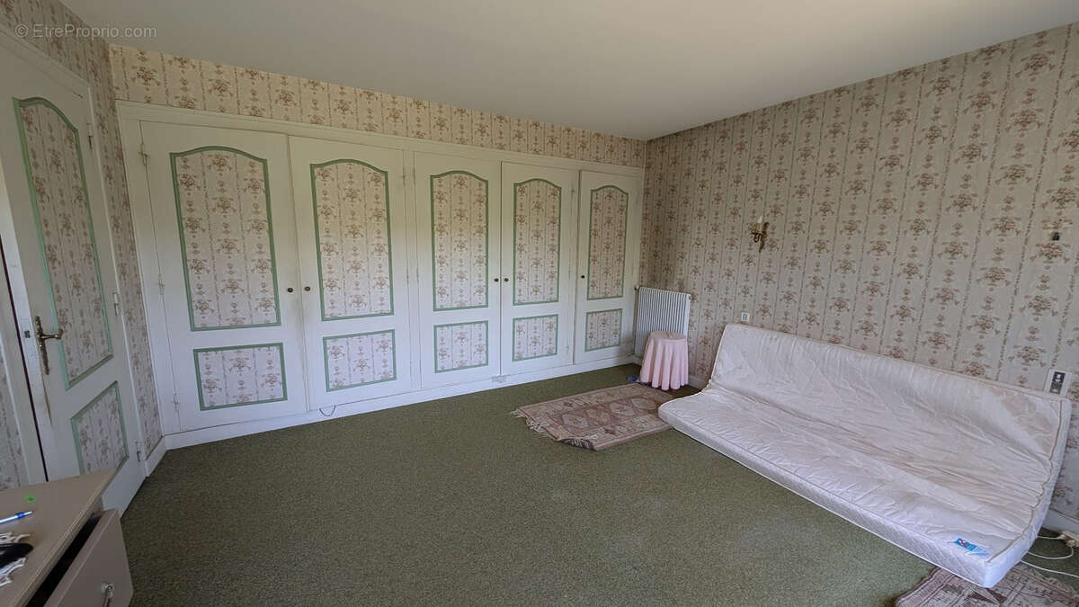 Maison à REIGNAC