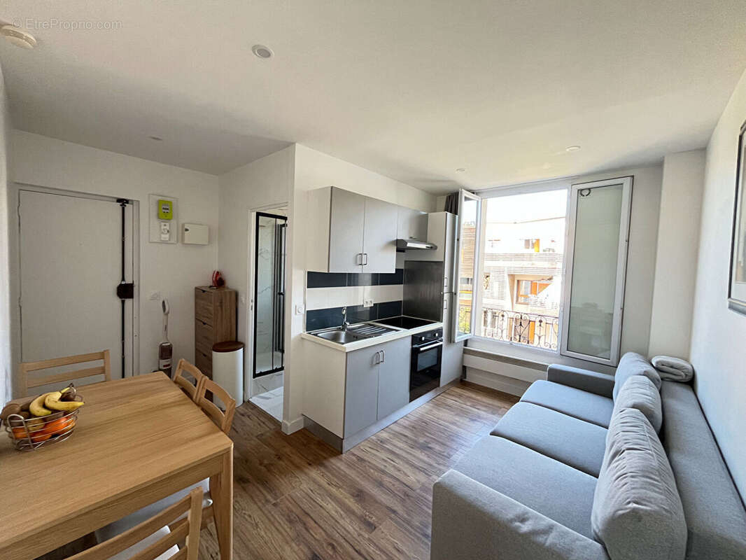 Appartement à AUBERVILLIERS
