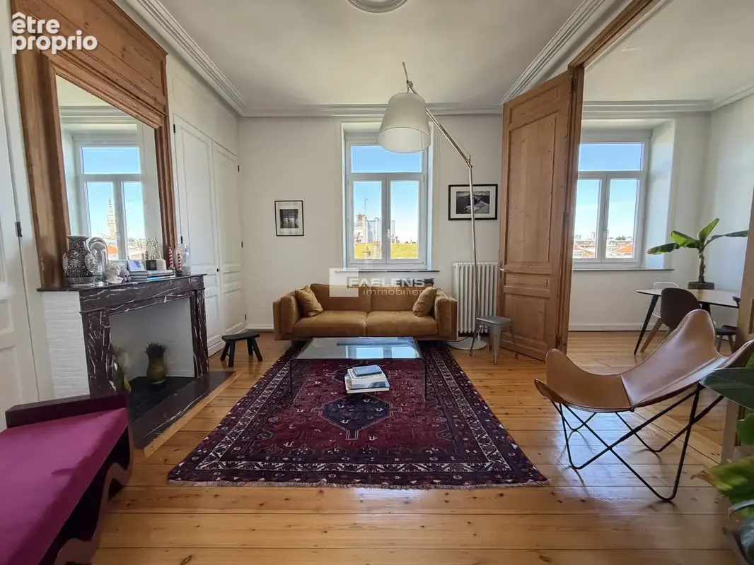Appartement 4 pièces 101 m² à vendre à Lille (59000) - photo 2