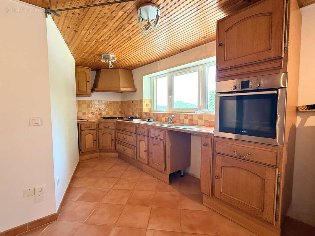 Maison à PIERREVERT