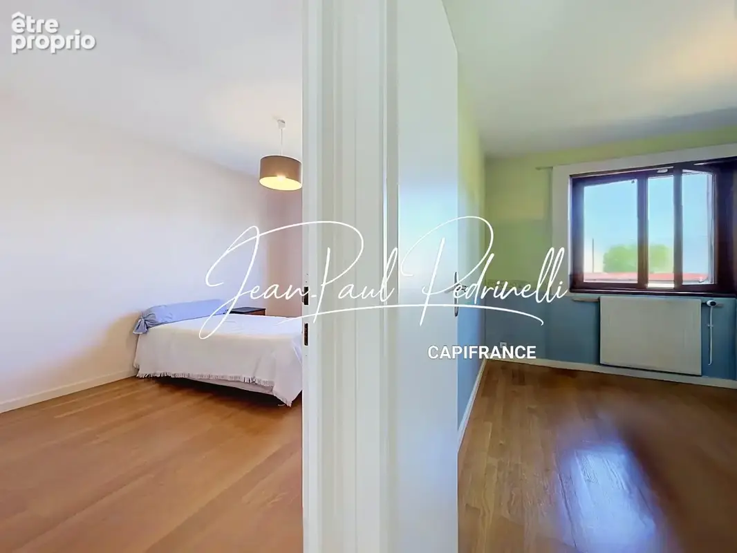 CALUIRE-ET-CUIRE – Cœur Vassieux – Villa 101 m² habitables + 115 m² Hors Carrez (double garage et annexe) – Terrain plat 770 M²  - photo 26