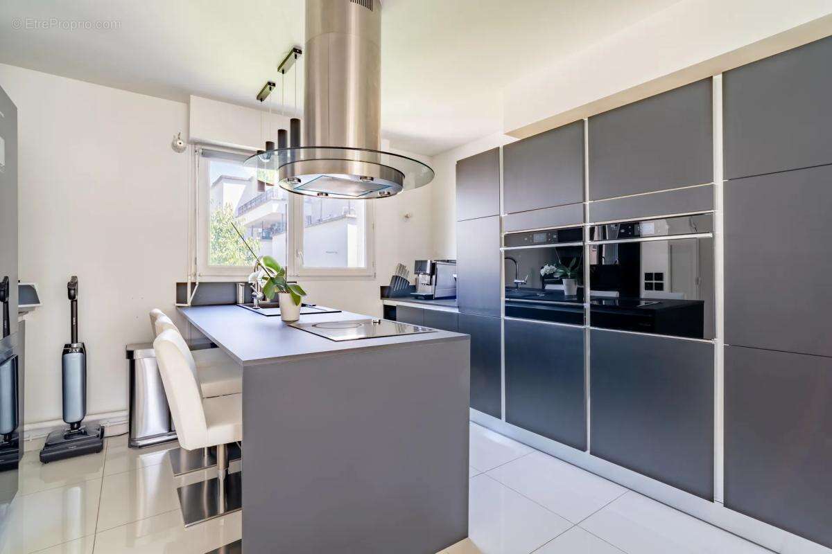 Appartement à STAINS