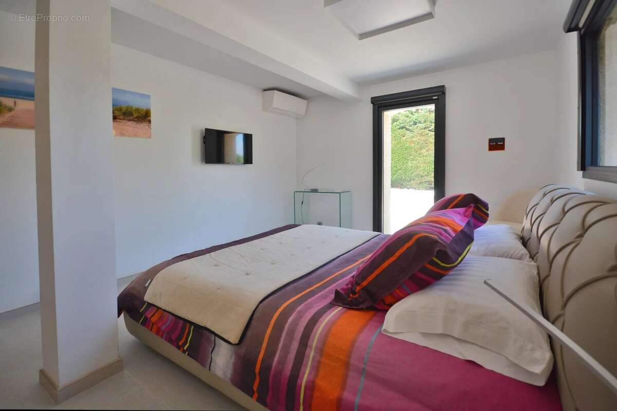 Maison à MOUGINS