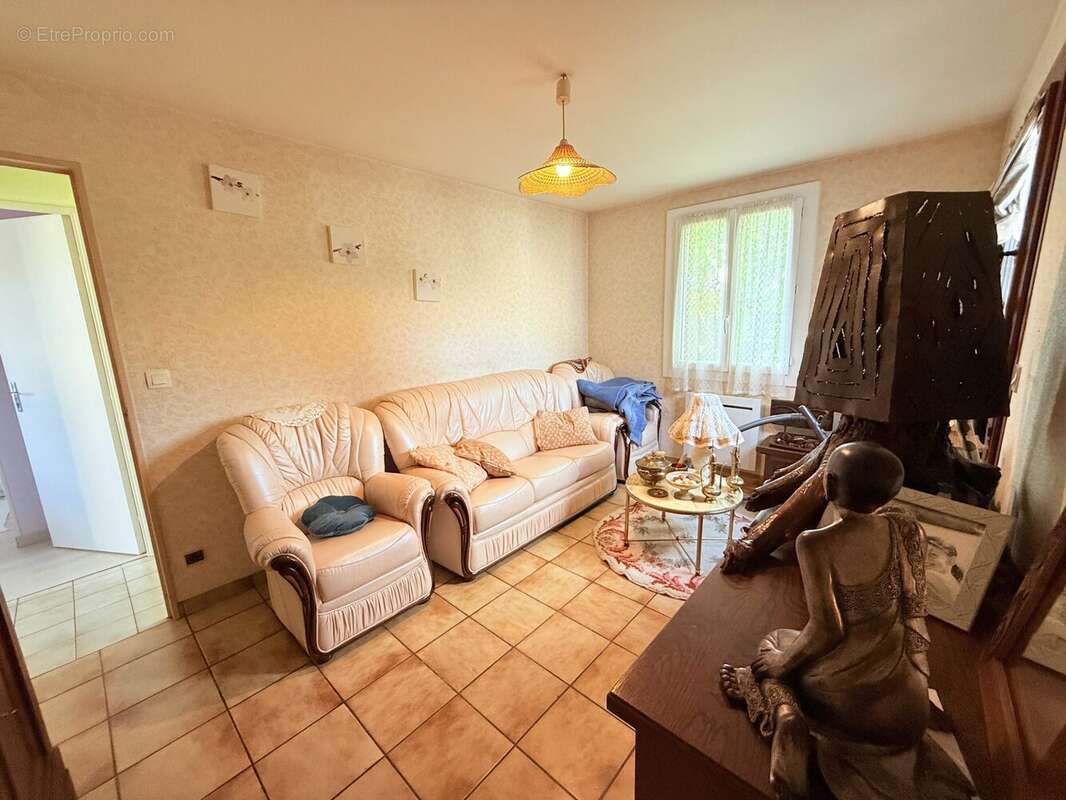 Maison à TAPONNAT-FLEURIGNAC