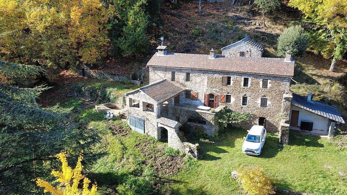 Maison à SAINT-MICHEL-DE-DEZE