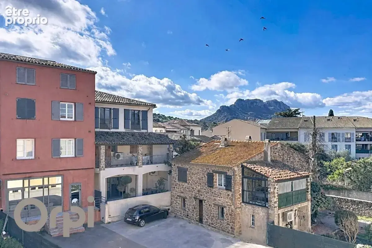Appartement 3 pièces en dernier étage avec terrasse et garage – Roquebrune-sur-Argens - photo 8
