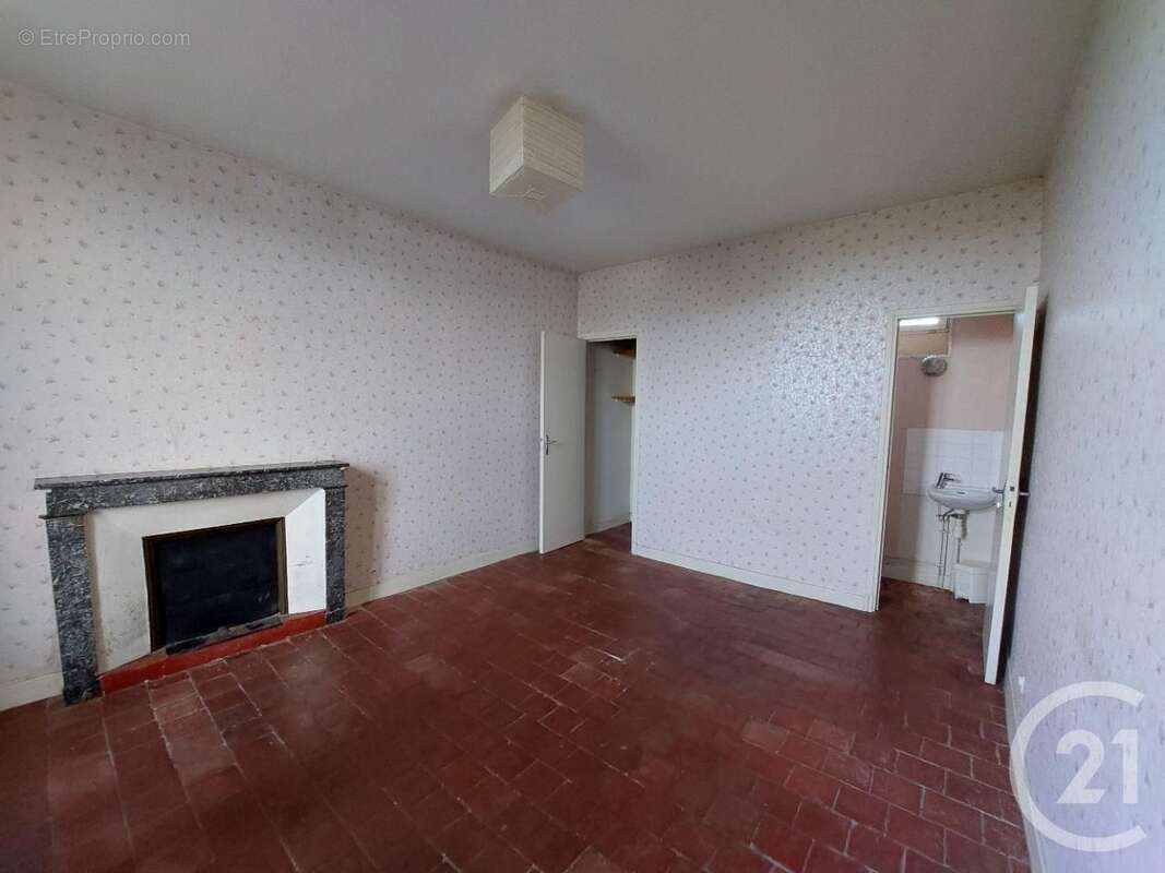Maison à SEMENTRON