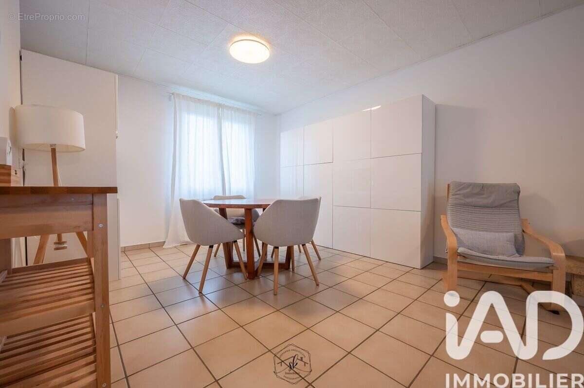 Maison 95 m² à Redange  - photo 3