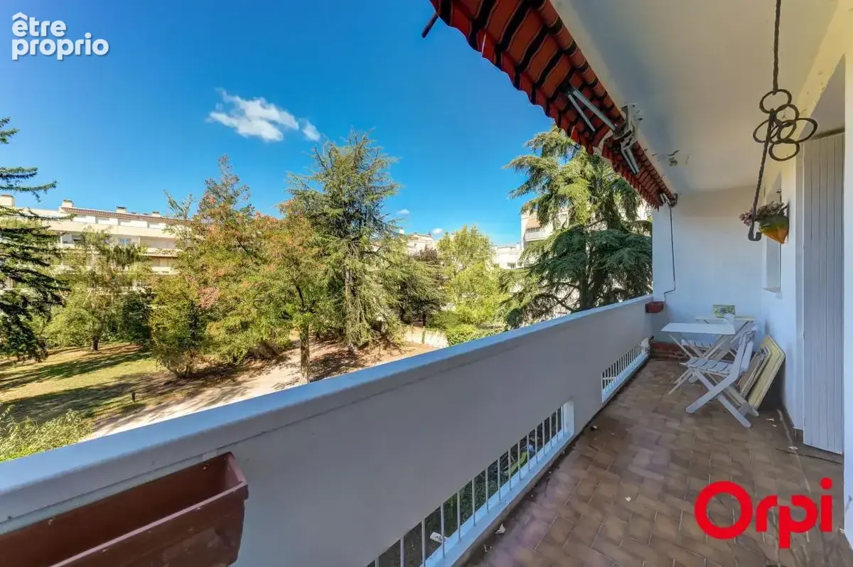 Appartement À Vendre - photo 5