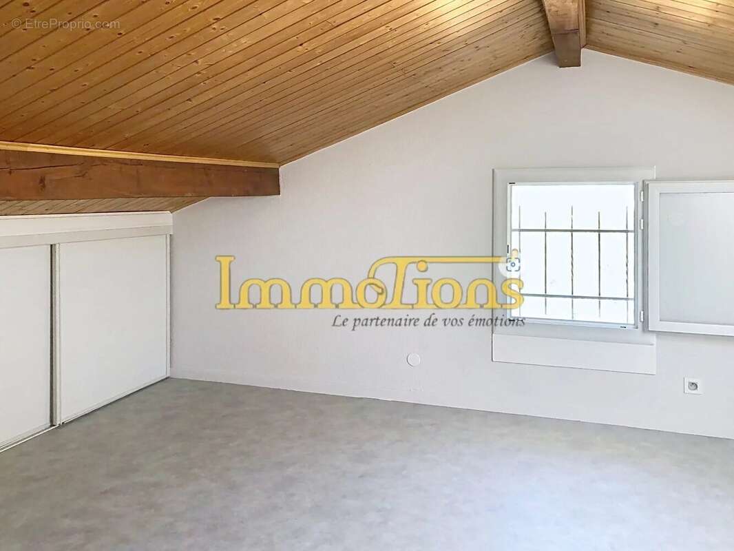 Maison 205 m² à Saint-Marcellin  - photo 17
