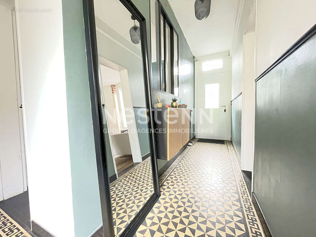 A VENDRE - Maison de charme à 10 min de CHAUMONT EN VEXIN - 4 chambres - 800 m² de terrain avec dépendance - photo 2