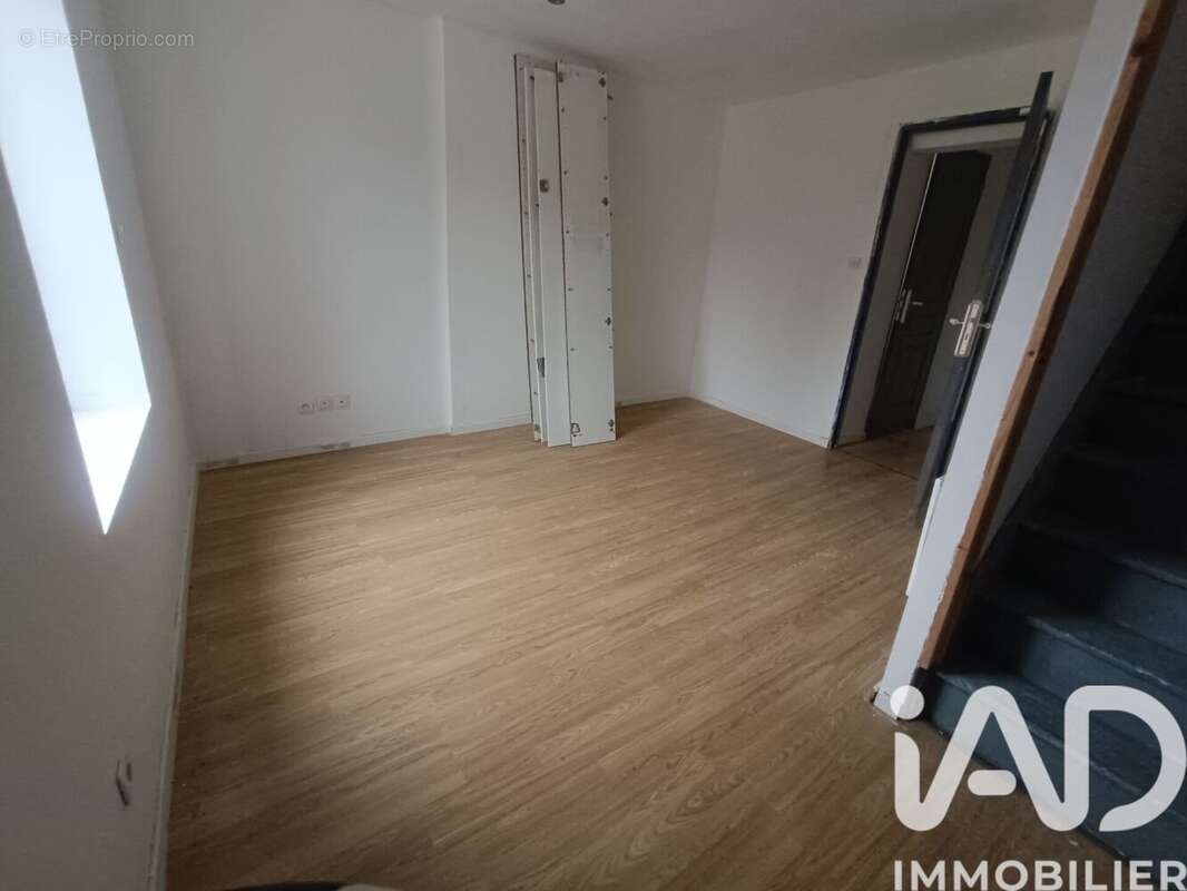 Photo 3 - Maison à RAISMES