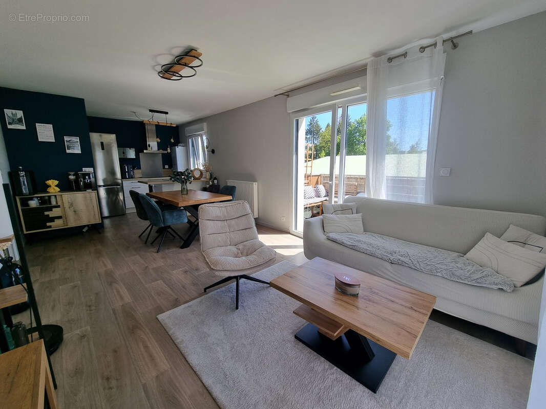 Appartement à SAINT-ERBLON