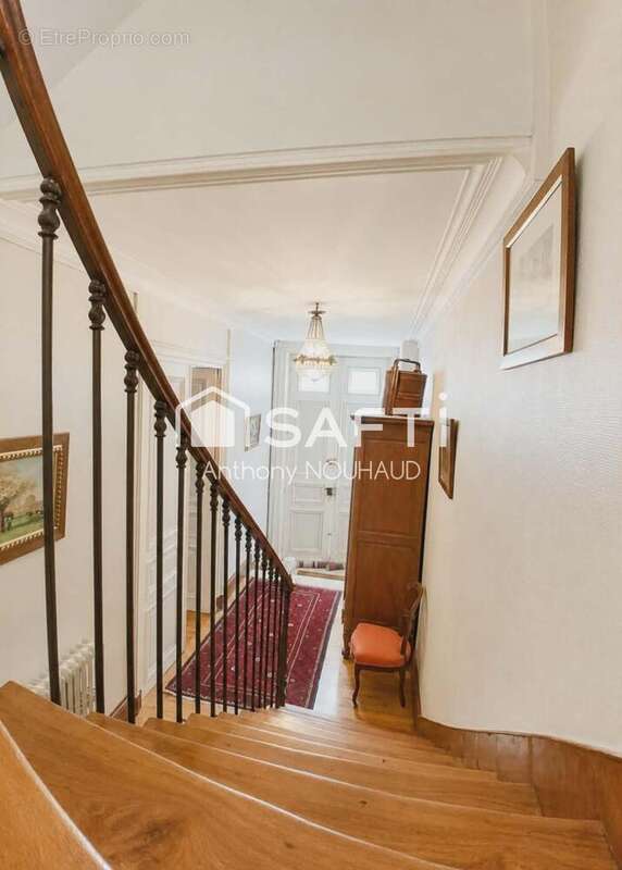 Maison 175 m² à Cognac  - photo 8