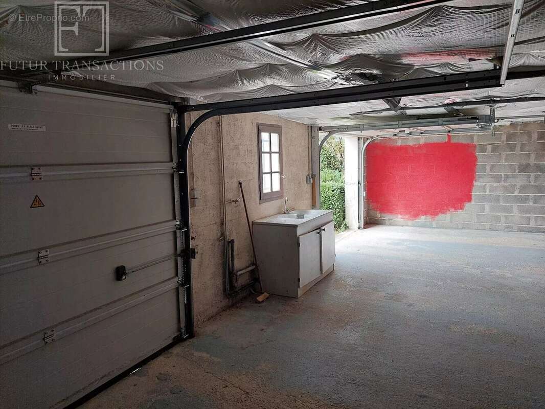 Maison à CHAMPAGNAC-DE-BELAIR