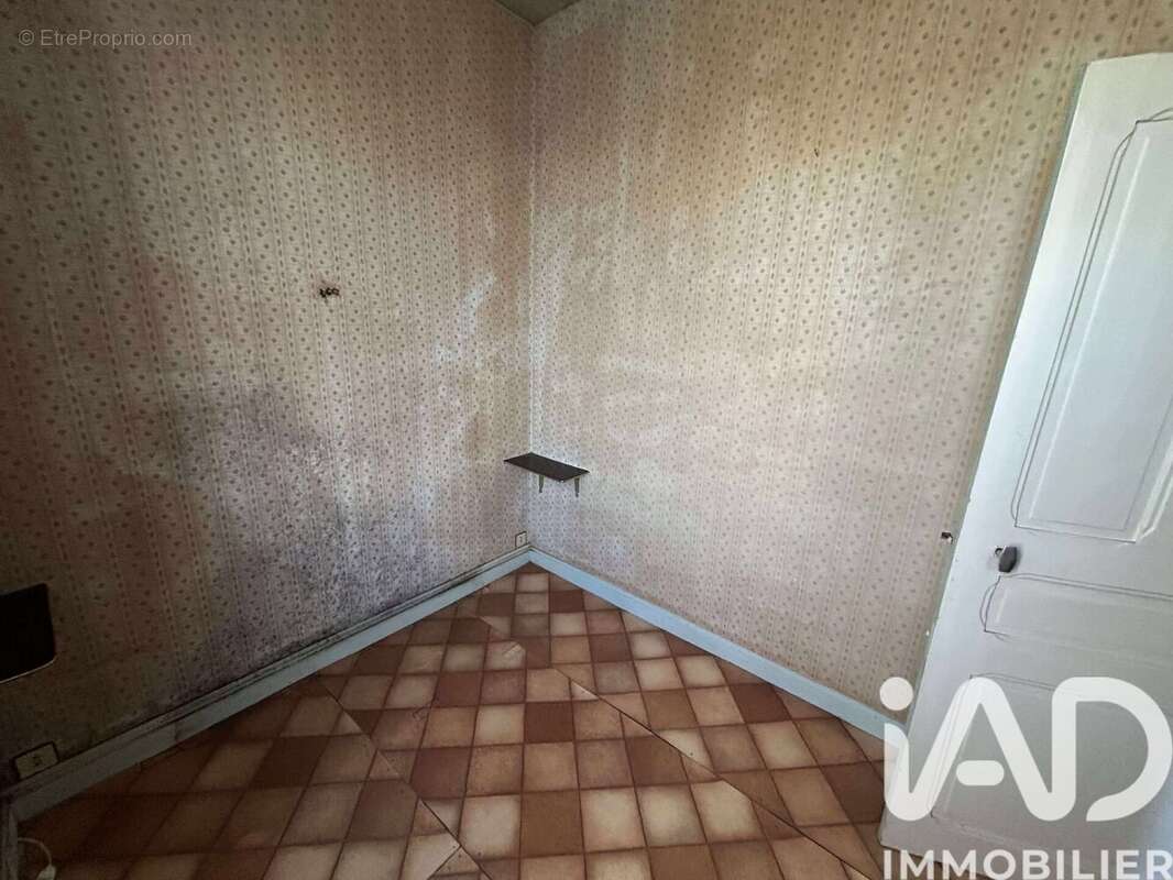 Maison 95 m² à Saint-Benoit-Du-Sault  - photo 9