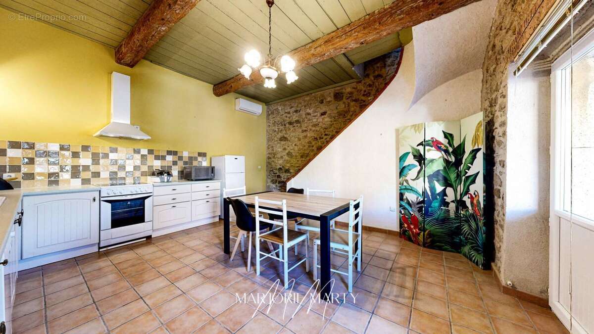 Maison à LEZIGNAN-CORBIERES