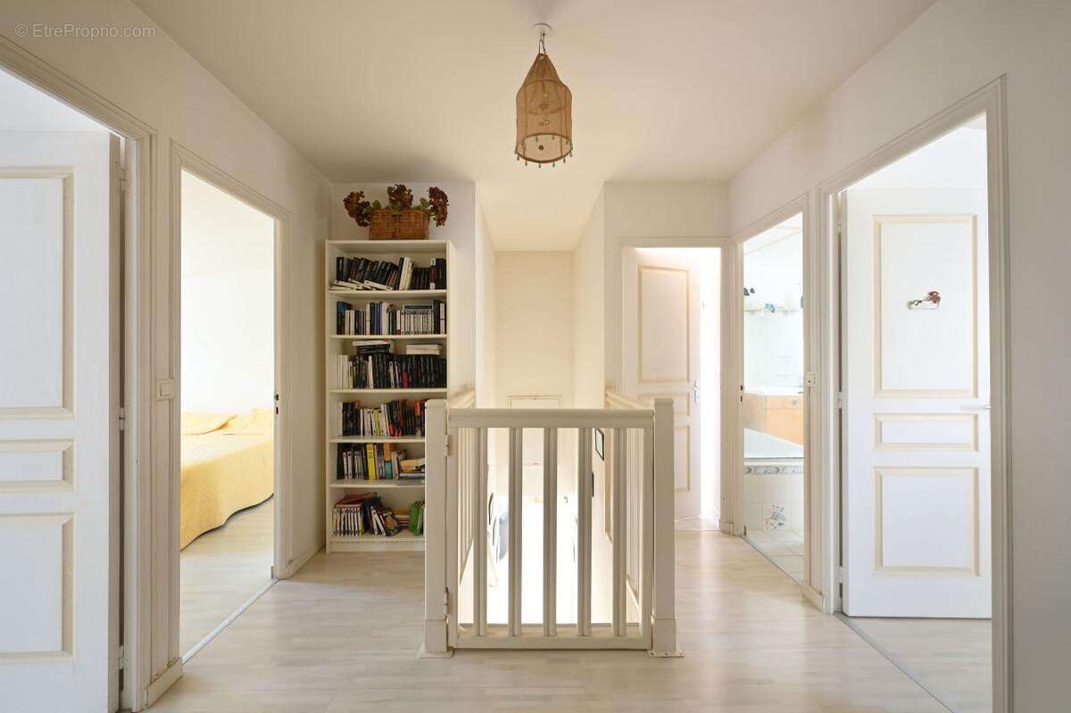 Maison accès forêt proche plage À Vendre - photo 12