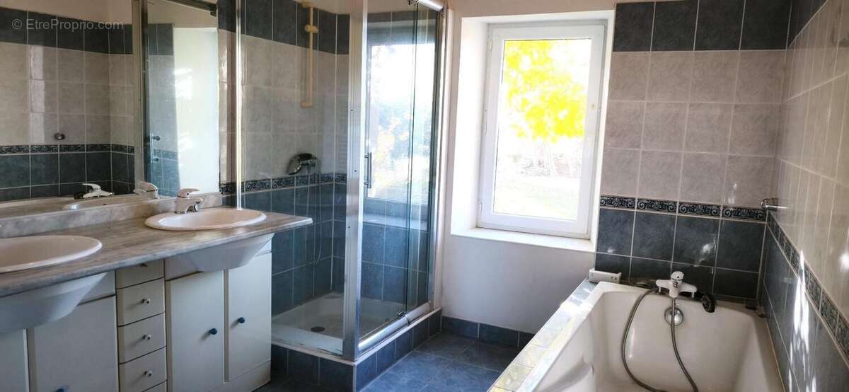 Maison à SAINT-LAURENT-LOLMIE