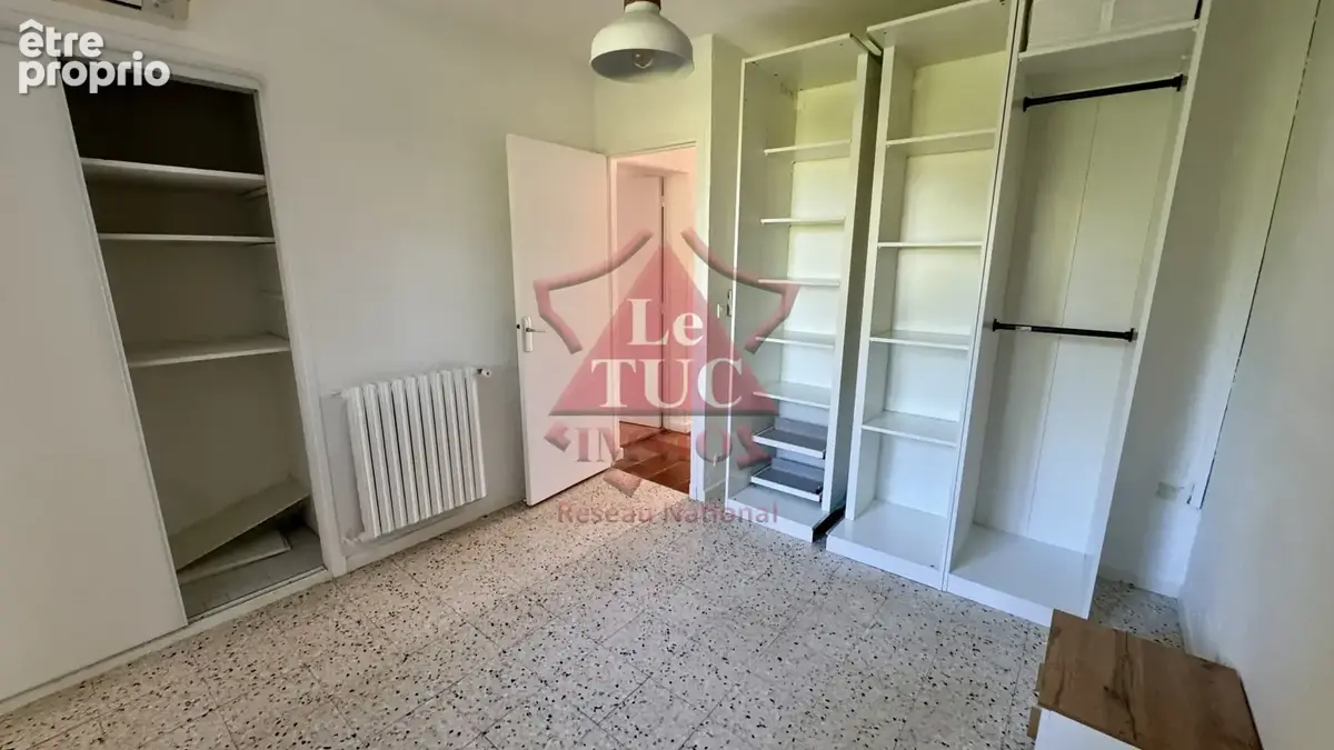 Grasse PLASCASSIER  Maison de plain-pied de 112 m2 avec annexes incluse terrain plat 2000 m2 - photo 16