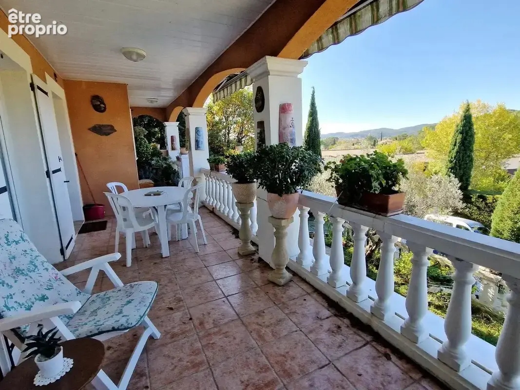 Maison avec vue dominante au calme - photo 9