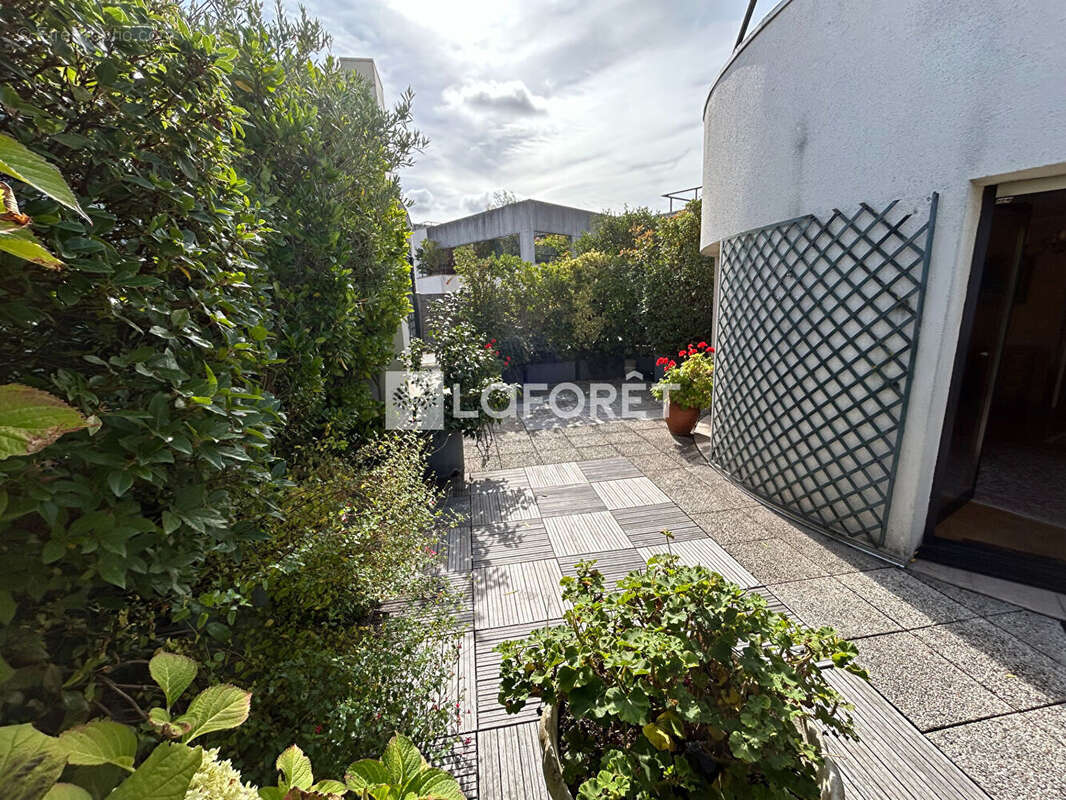 Appartement à RUEIL-MALMAISON