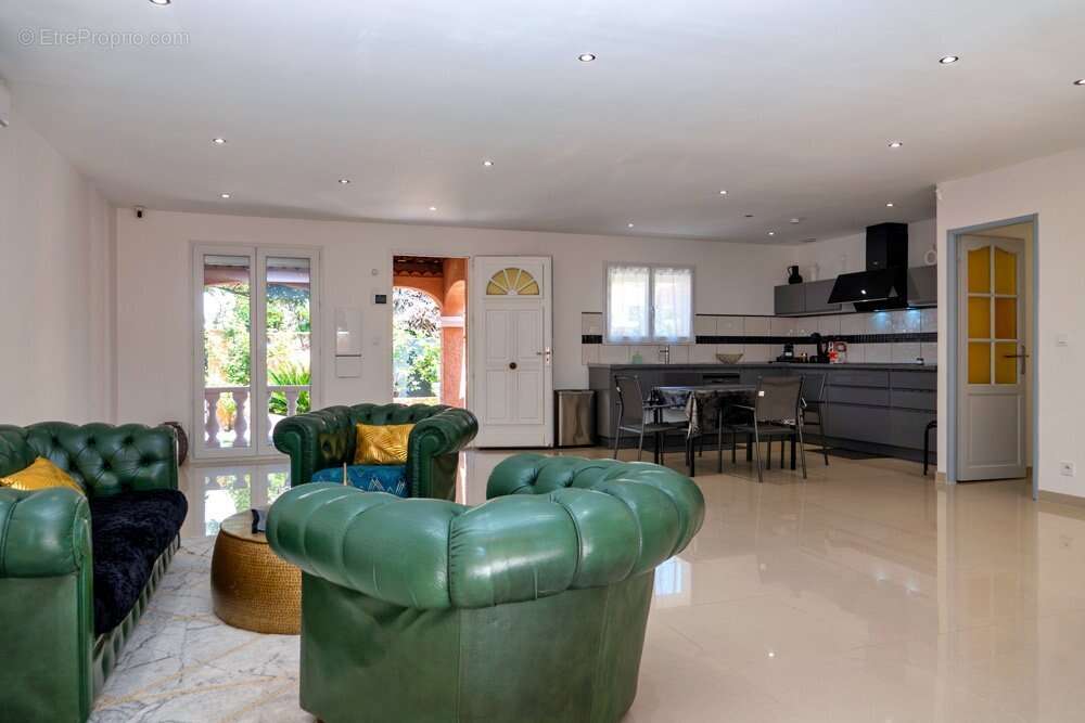 Maison à LES PENNES-MIRABEAU