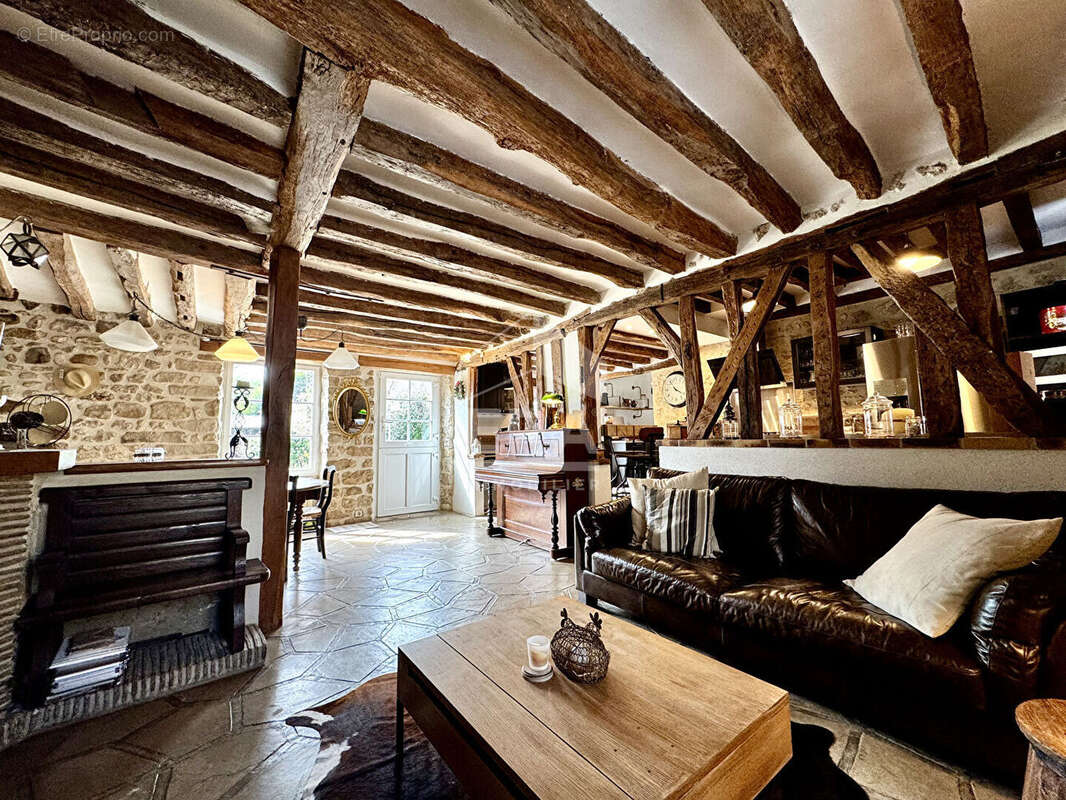 Maison à BALLANCOURT-SUR-ESSONNE