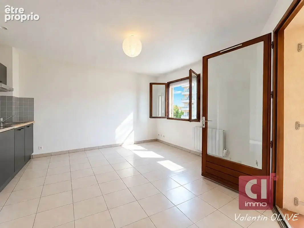 Studio Toulon 24m² avec Terrasse - photo 3