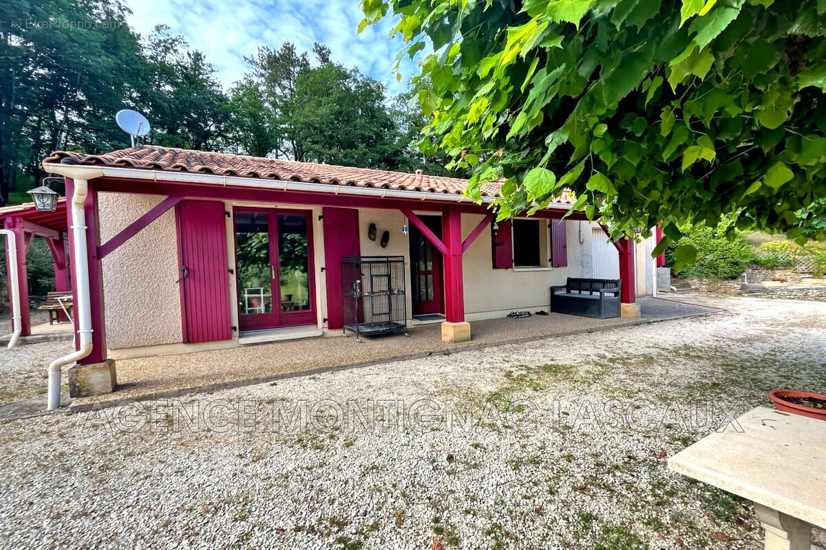Maison à MONTIGNAC