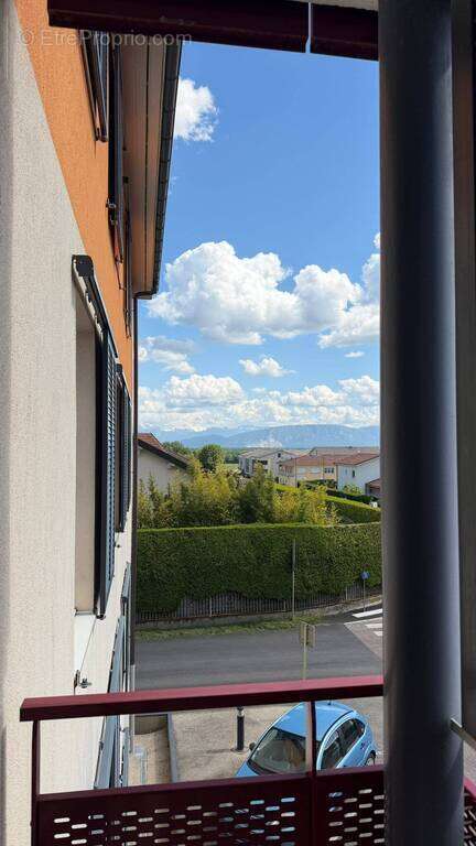 Appartement à CESSY