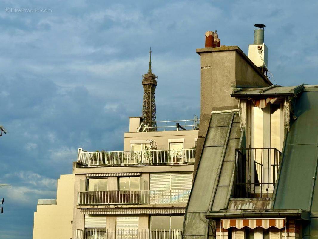 Appartement à PARIS-15E