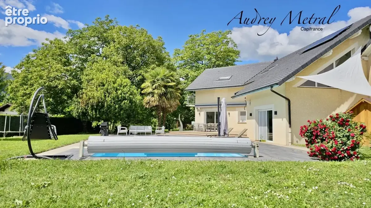 Villa à vendre à Serrières-en-Chautagne avec piscine, à 50 min de Genève et d'Annecy, 35 min d'Aix-Les-Bains et 15 min du Lac du - photo 19